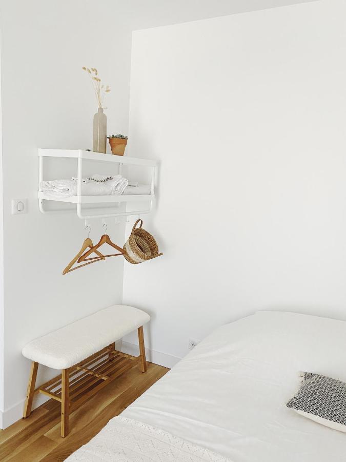 L'Anne Xe, Studio Independant Valeuil Exteriör bild