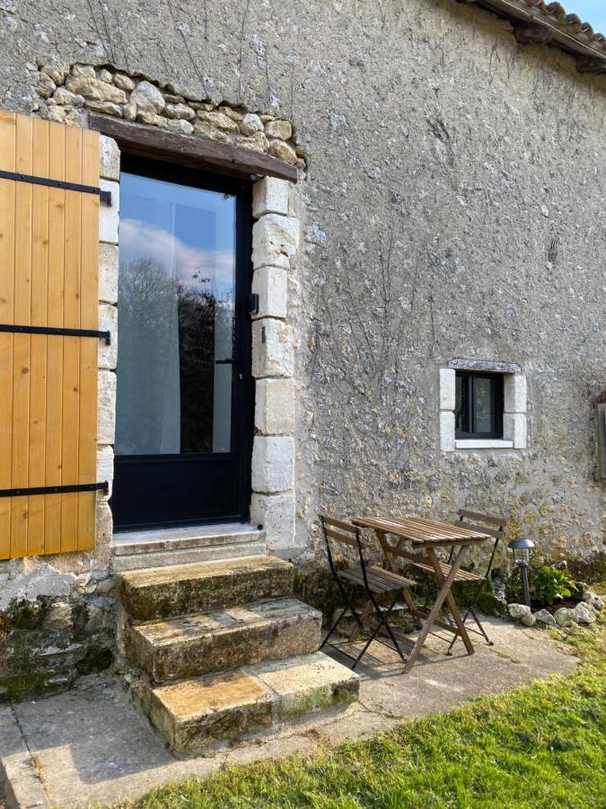 L'Anne Xe, Studio Independant Valeuil Exteriör bild